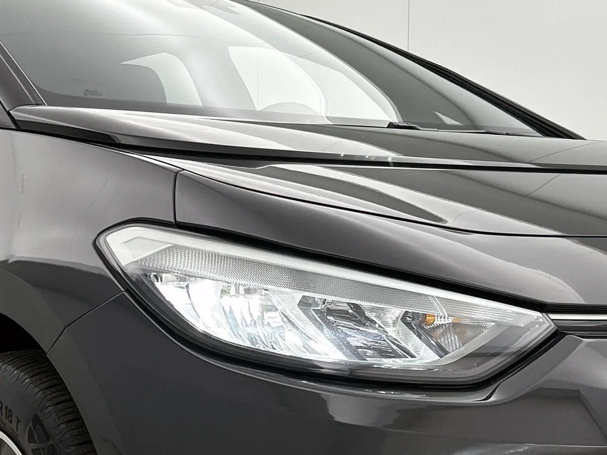 Life 58 kWh 204 PK | SoH 89% | Automaat | Navigatie | Parkeersenoren | Apple Carplay | Android Auto | Climatronic | Adaptive Cruise Control |