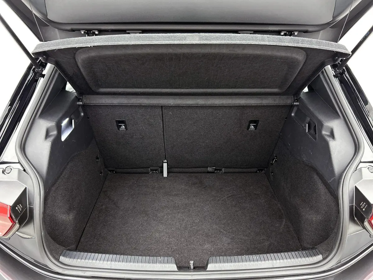 Life 58 kWh 204 PK | SoH 89% | Automaat | Navigatie | Parkeersenoren | Apple Carplay | Android Auto | Climatronic | Adaptive Cruise Control |