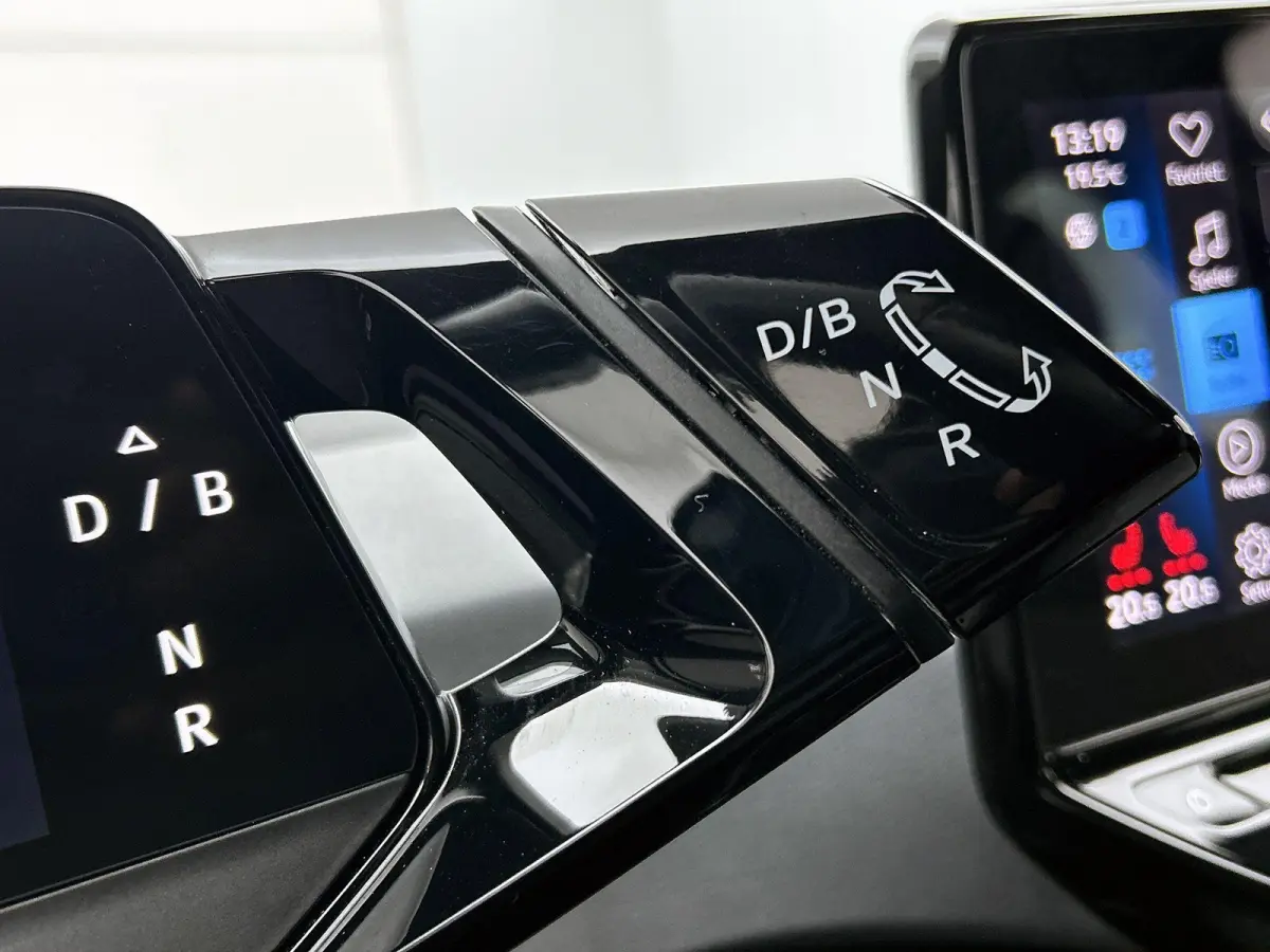 Life 58 kWh 204 PK | SoH 89% | Automaat | Navigatie | Parkeersenoren | Apple Carplay | Android Auto | Climatronic | Adaptive Cruise Control |