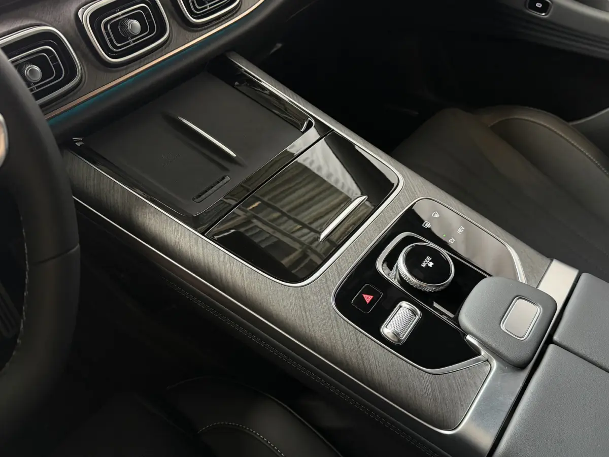 EXCLUSIVE | AWD | 428 PK | 7-PERSOONS | 7 JAAR GARANTIE | KHAKI WHITE phev plug in hybrid