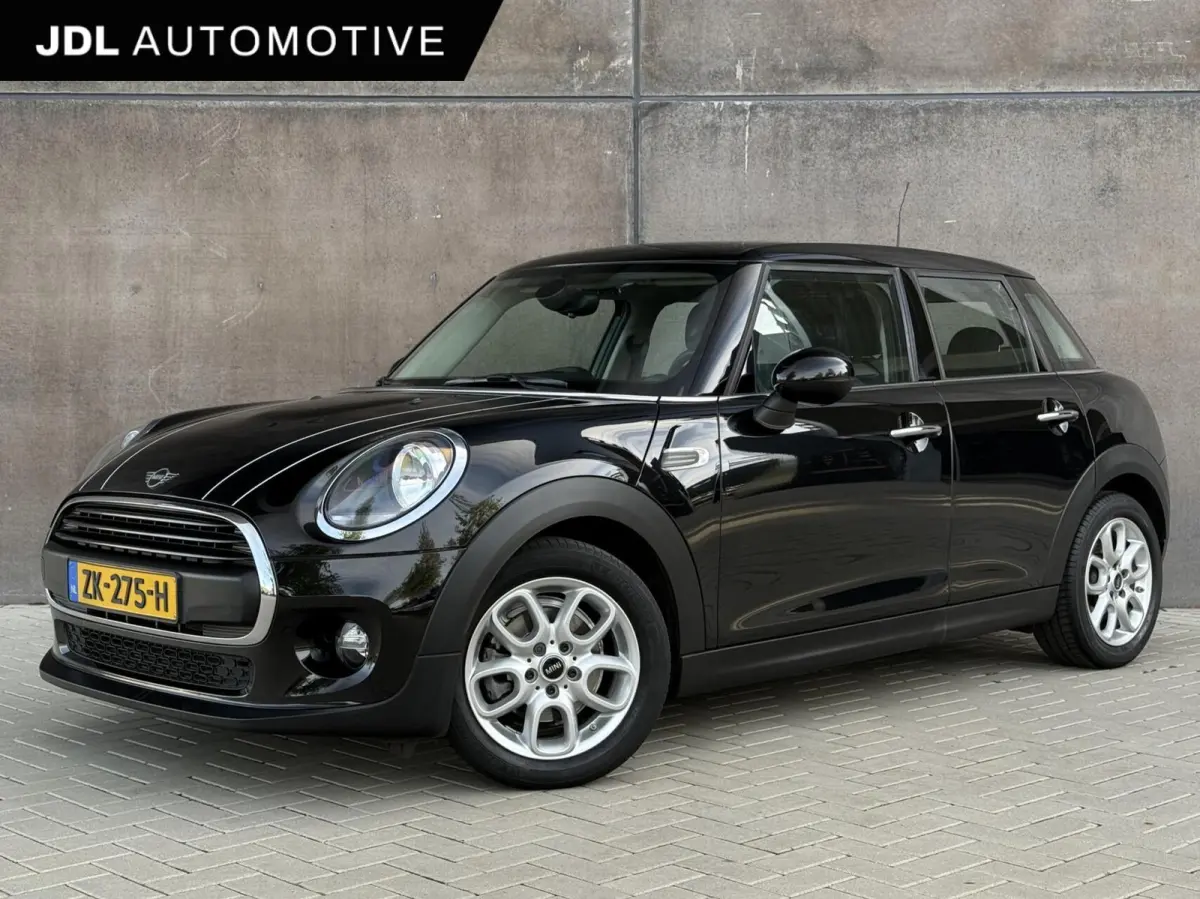 1.5 One Pepper | CarPlay | 1ste eigenaar | Dealer onderhouden | Parkeersensoren | Climate control |