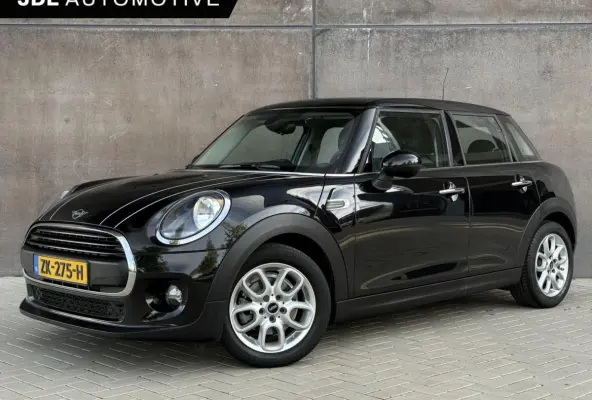 1.5 One Pepper | CarPlay | 1ste eigenaar | Dealer onderhouden | Parkeersensoren | Climate control |