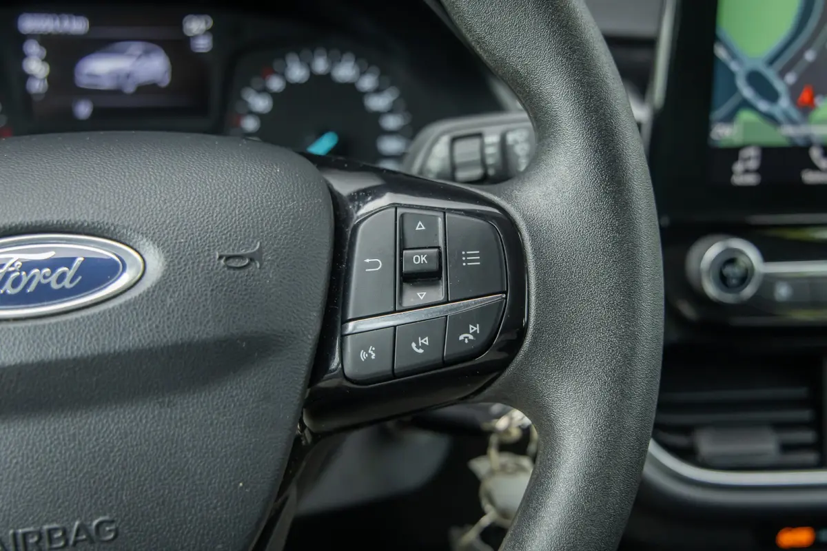 1.1 Trend | Dealer o.h. | DAB | Apple carplay / adriod auto | Cruise control