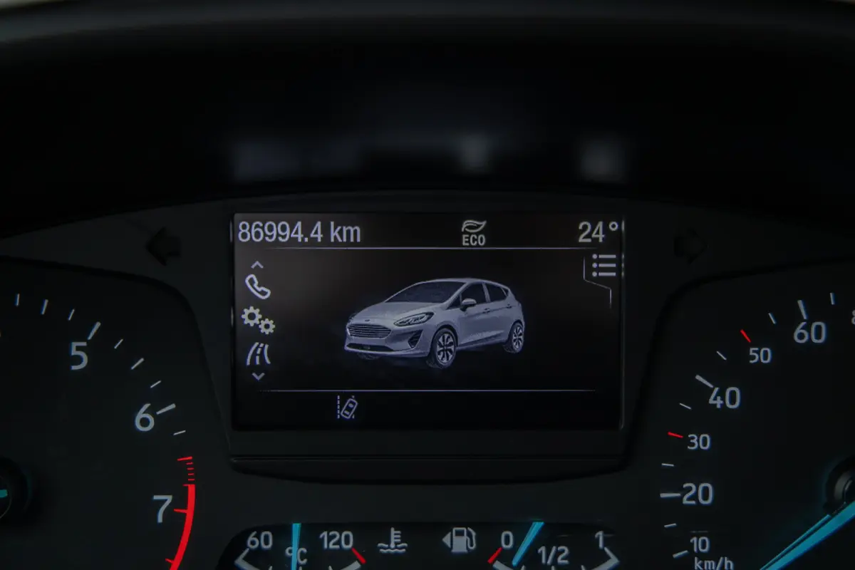 1.1 Trend | Dealer o.h. | DAB | Apple carplay / adriod auto | Cruise control