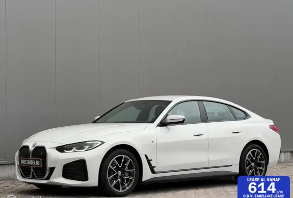 eDrive40 2022| M-Sport | NL auto | Topstaat | SOH 98%