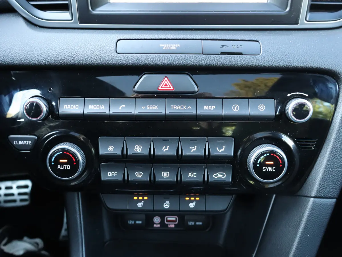 1.6 T-GDI 4WD GT-Line BLACK-Line NIEUWSTAAT I GT-line I Trekhaak I Carplay I Treeplank I Pano I Camera I Winterpakket I NL-auto I Navi I