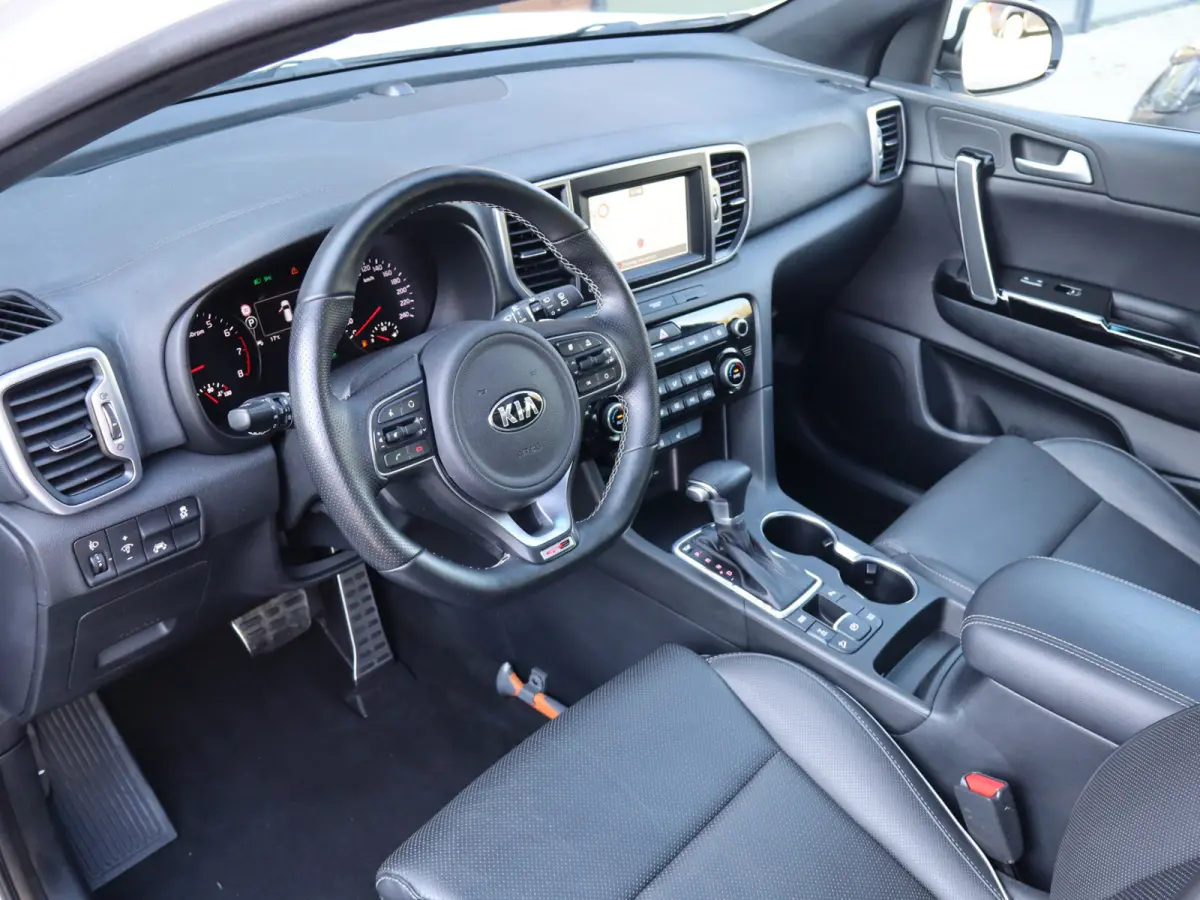 1.6 T-GDI 4WD GT-Line BLACK-Line NIEUWSTAAT I GT-line I Trekhaak I Carplay I Treeplank I Pano I Camera I Winterpakket I NL-auto I Navi I