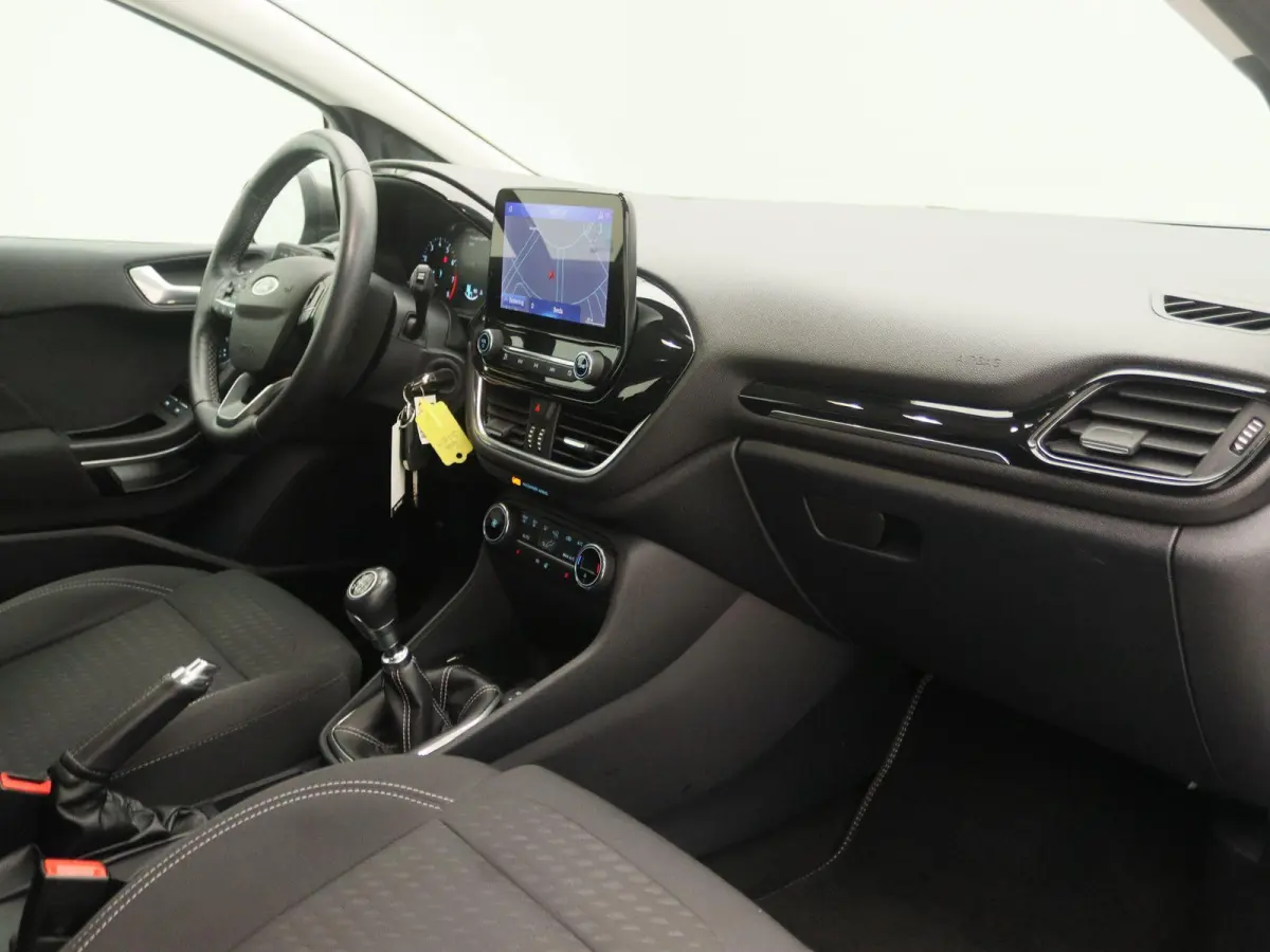 1.0 EcoBoost Titanium | Apple Carplay/Android Auto | Climate Control | Winterpakket | Trekhaak |