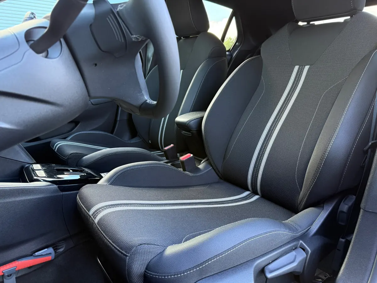 1.2 Turbo Hybrid GS - Automaat - Navi - Climate - Org.NL