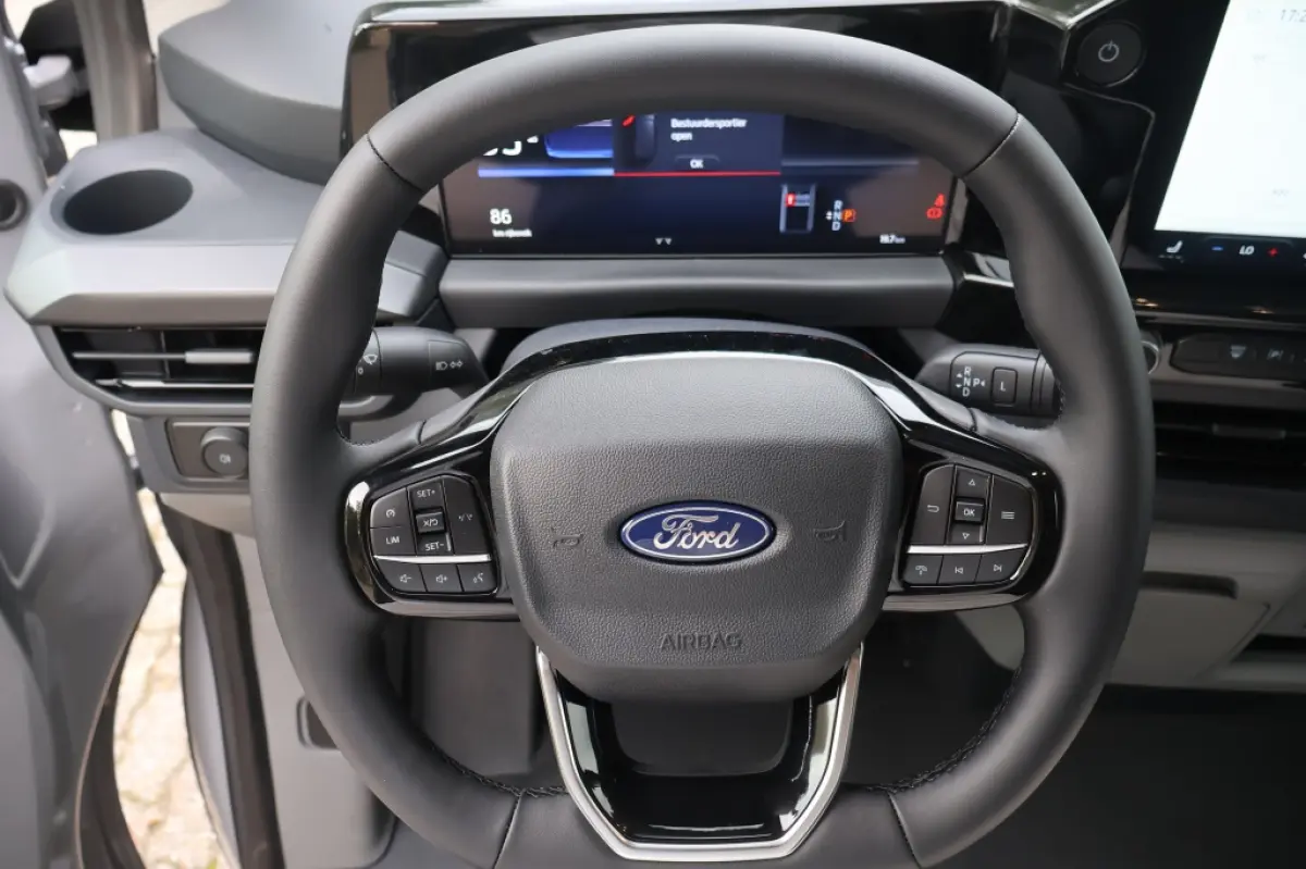 340 L2H1 Sport 71kWh | 286pk | 4WD