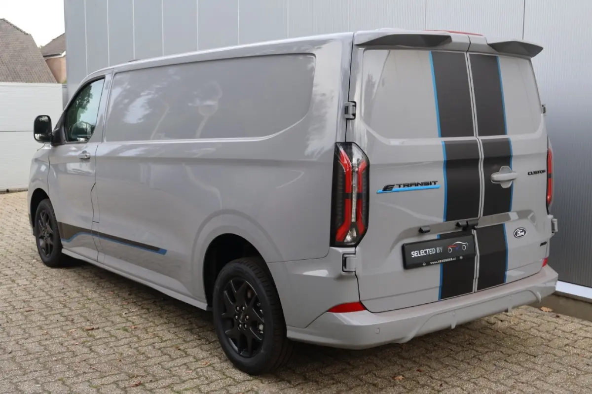340 L2H1 Sport 71kWh | 286pk | 4WD