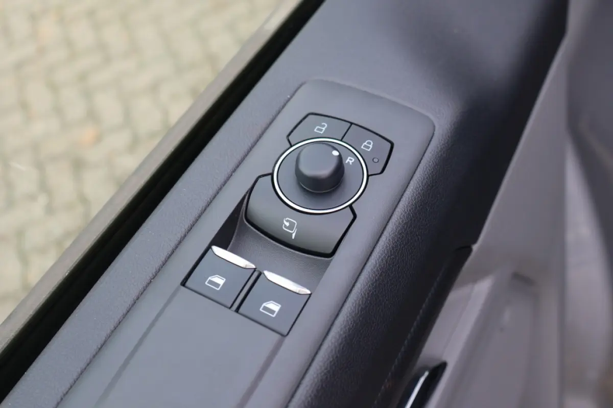 340 L2H1 Sport 71kWh | 286pk | 4WD