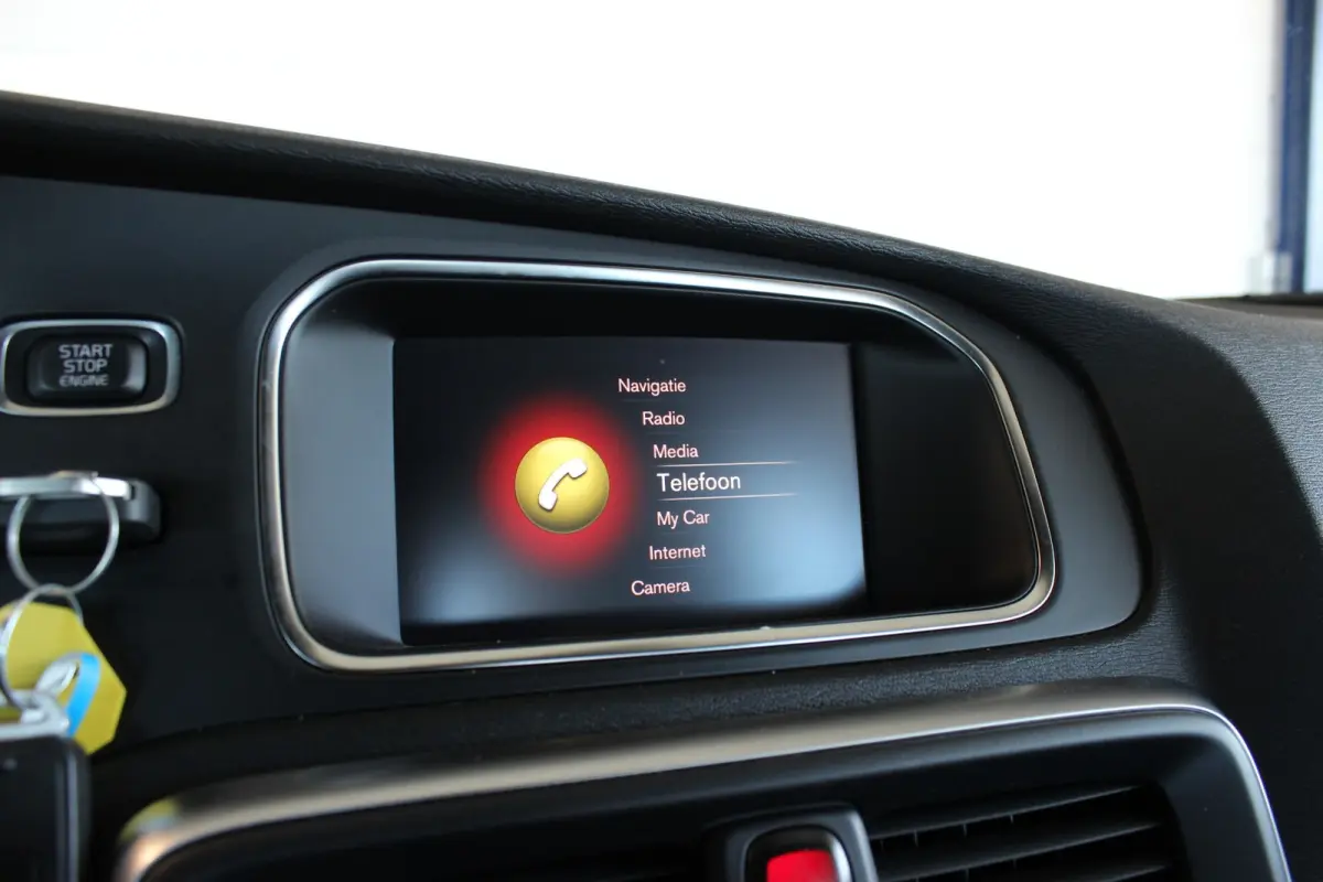 2.0 T4 Business Sport Trekhaak | Bluetooth | LED | Stoelverw. | Navi | Alcantara | 17" LMV | PDC V+A