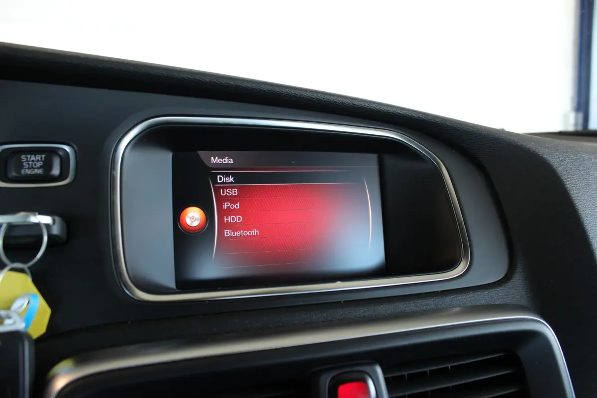2.0 T4 Business Sport Trekhaak | Bluetooth | LED | Stoelverw. | Navi | Alcantara | 17" LMV | PDC V+A