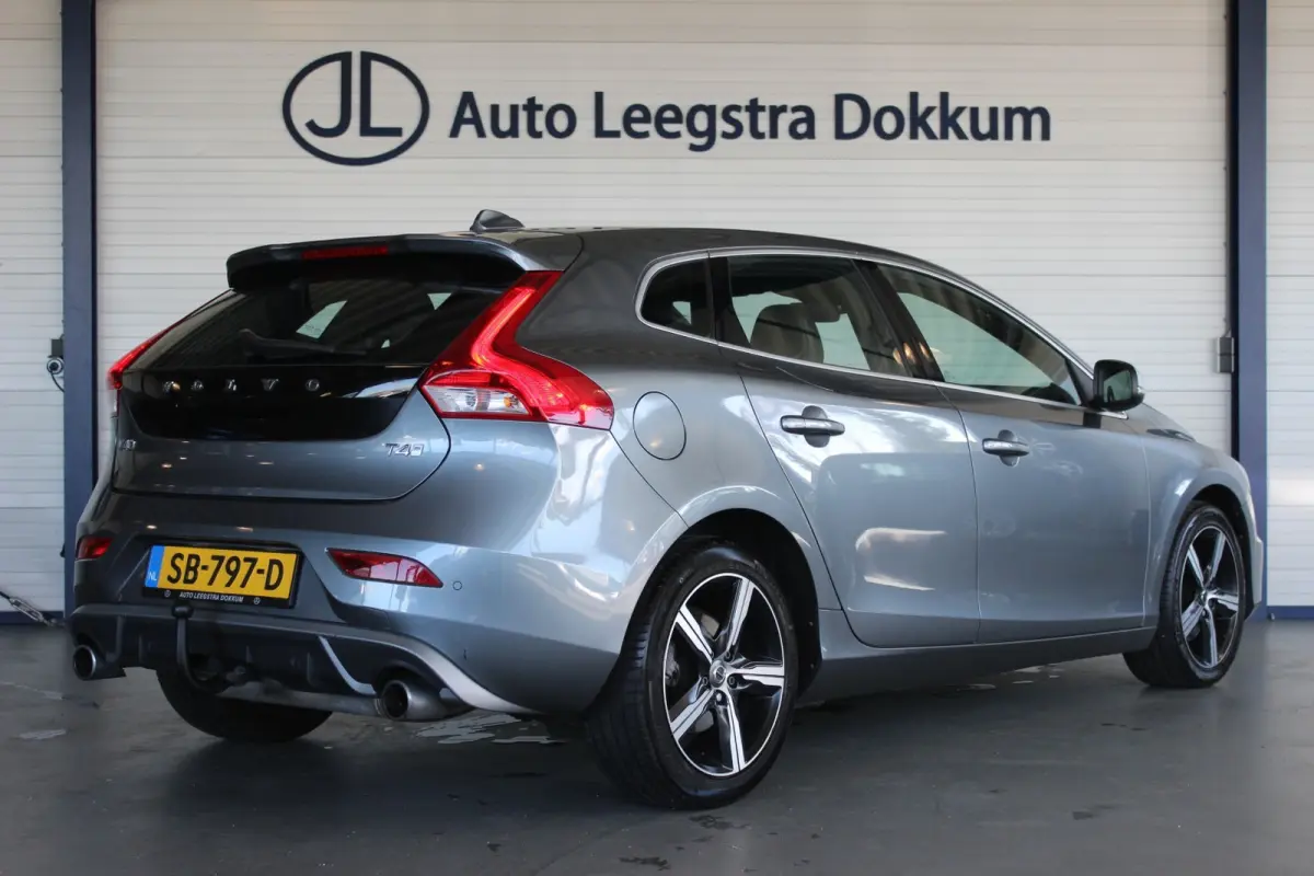 2.0 T4 Business Sport Trekhaak | Bluetooth | LED | Stoelverw. | Navi | Alcantara | 17" LMV | PDC V+A