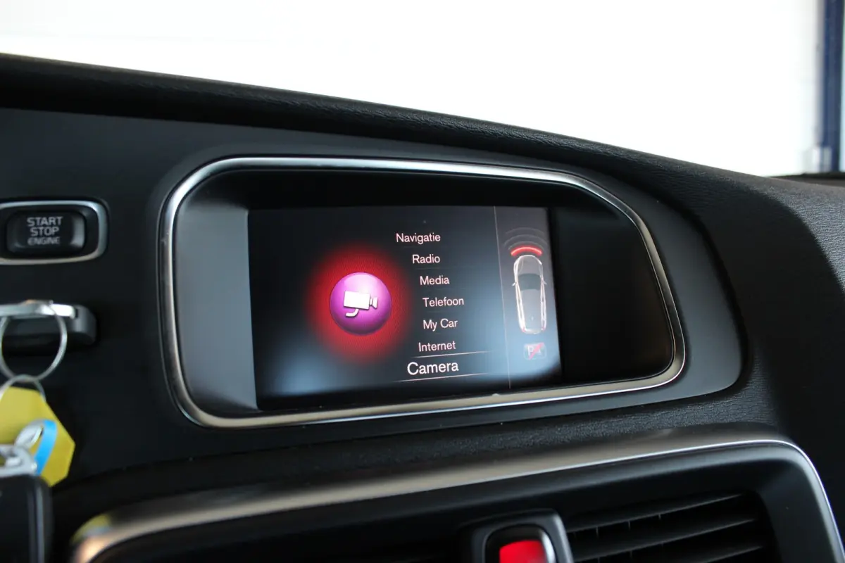 2.0 T4 Business Sport Trekhaak | Bluetooth | LED | Stoelverw. | Navi | Alcantara | 17" LMV | PDC V+A