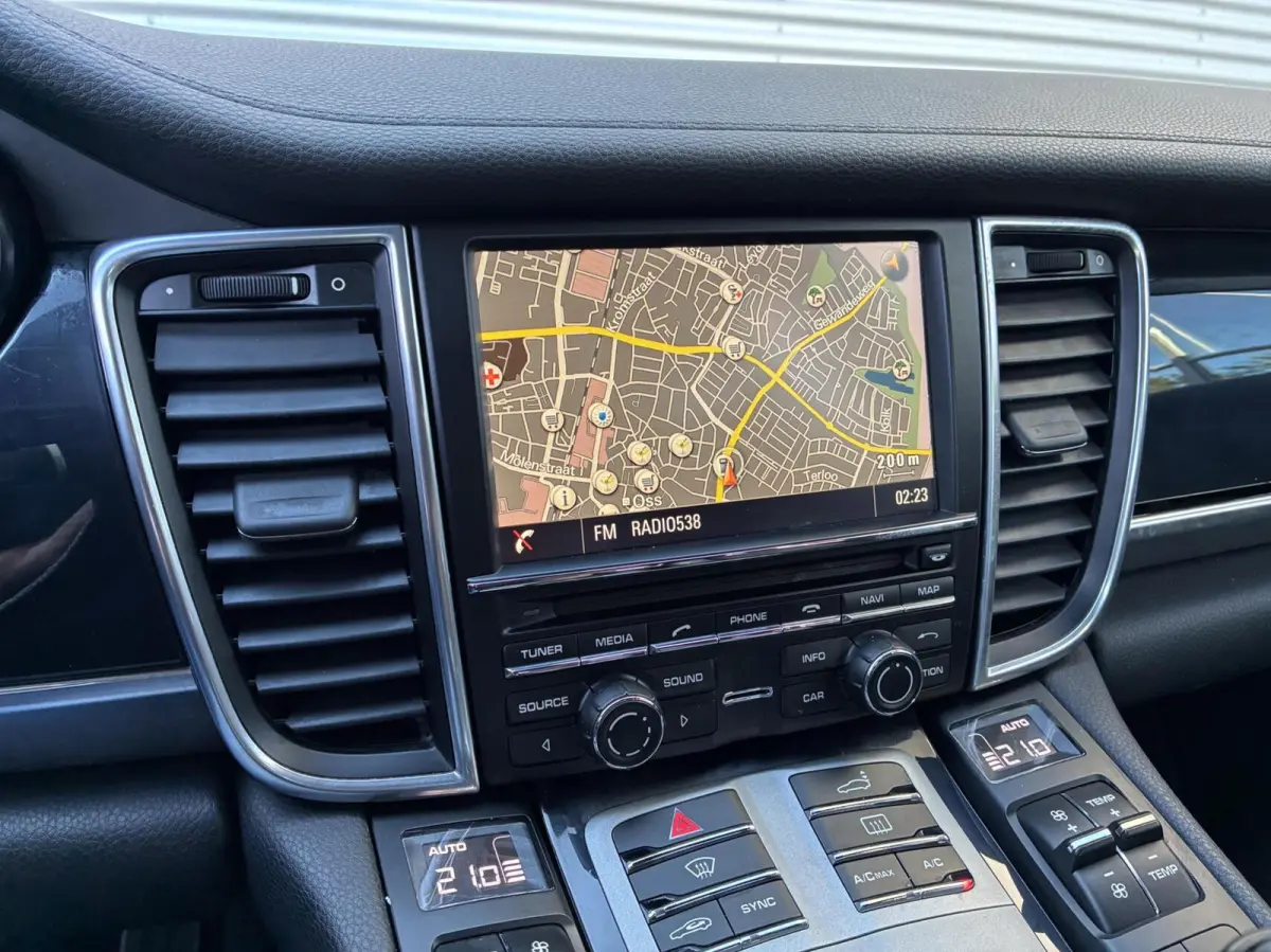 Sport 3.0 S Sport Hybride 3.0 4