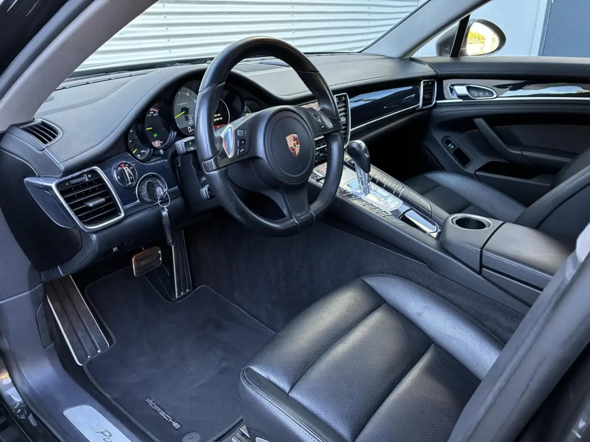 Sport 3.0 S Sport Hybride 3.0 4