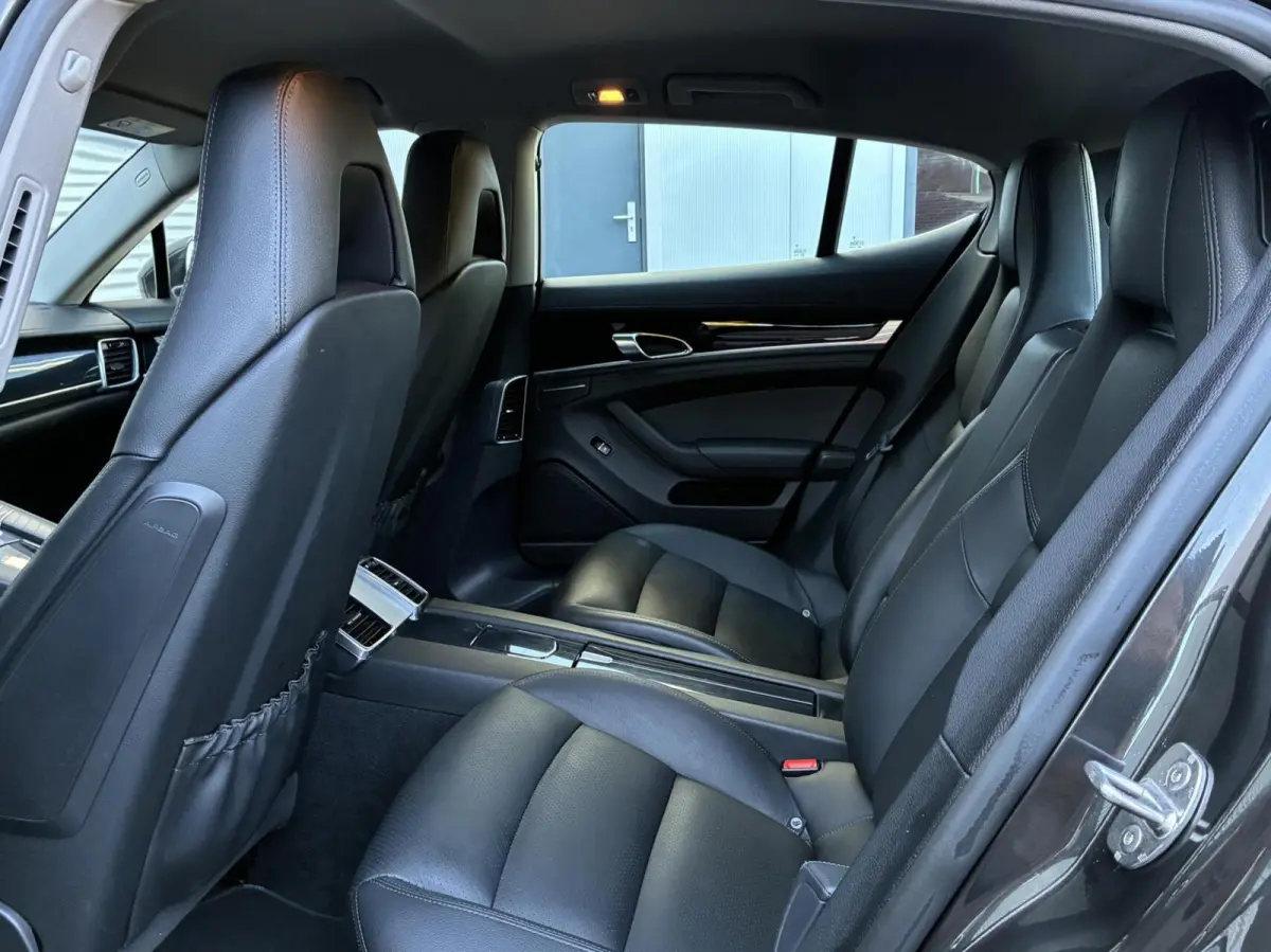 Sport 3.0 S Sport Hybride 3.0 4