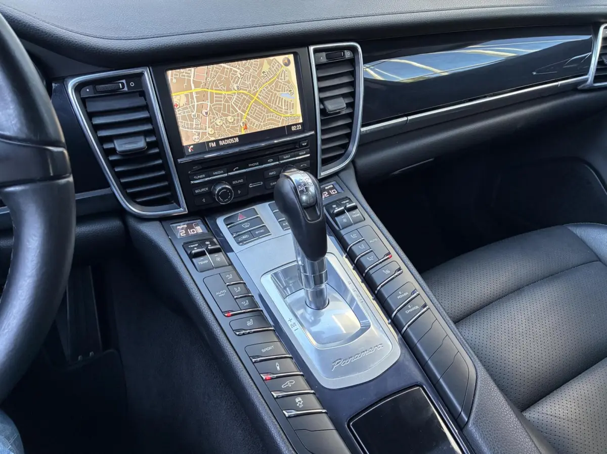 Sport 3.0 S Sport Hybride 3.0 4