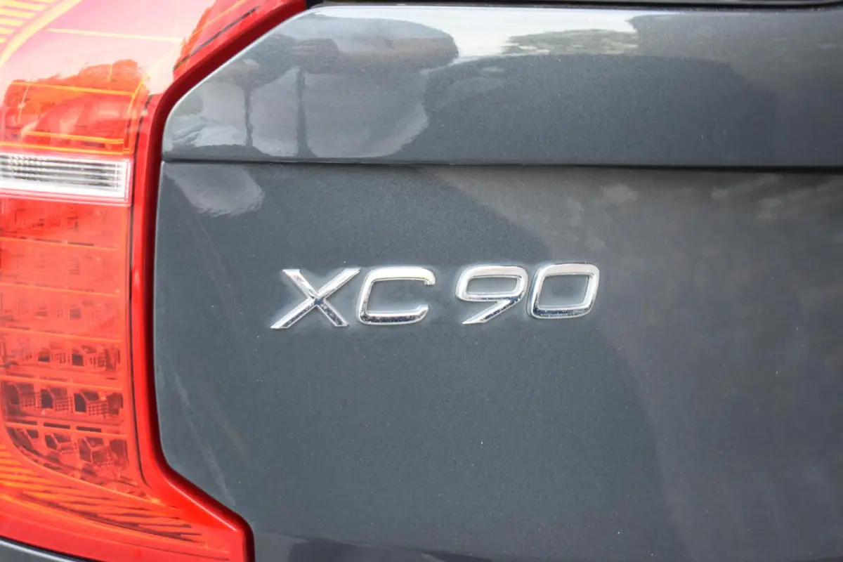 2.0 D5 AWD 224PK 196dkm