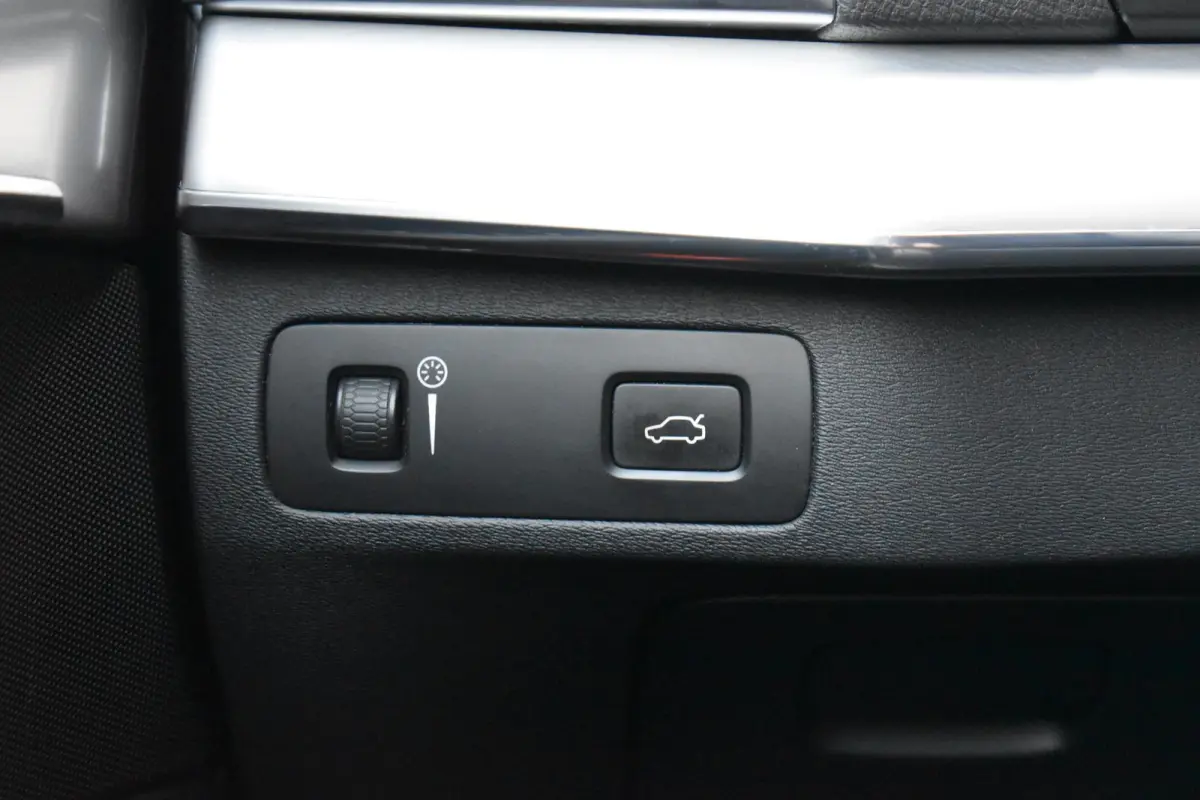 2.0 D5 AWD 224PK 196dkm