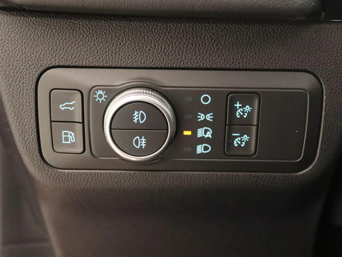 2.5 PHEV Vignale | Panoramadak | Head-Up Display | Apple Carplay/Android Auto | Stoelverwarming |
