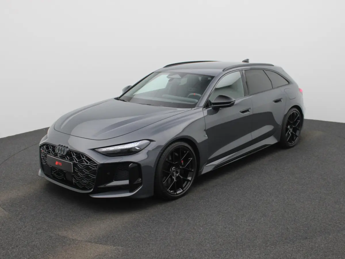 RS 5 Avant quattro 639 PK | RS-sportuitlaat | RS-sportstoelen | Alcantara RS-Stuur | 360 Camera | Bang & Olufsen | Stoelverwarming | MMI bijrijdersdisplay |