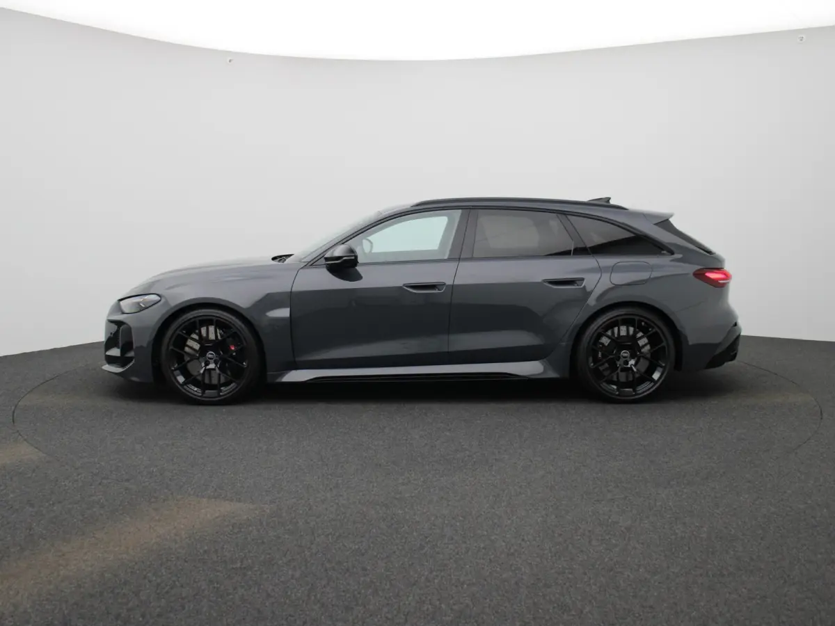 RS 5 Avant quattro 639 PK | RS-sportuitlaat | RS-sportstoelen | Alcantara RS-Stuur | 360 Camera | Bang & Olufsen | Stoelverwarming | MMI bijrijdersdisplay |