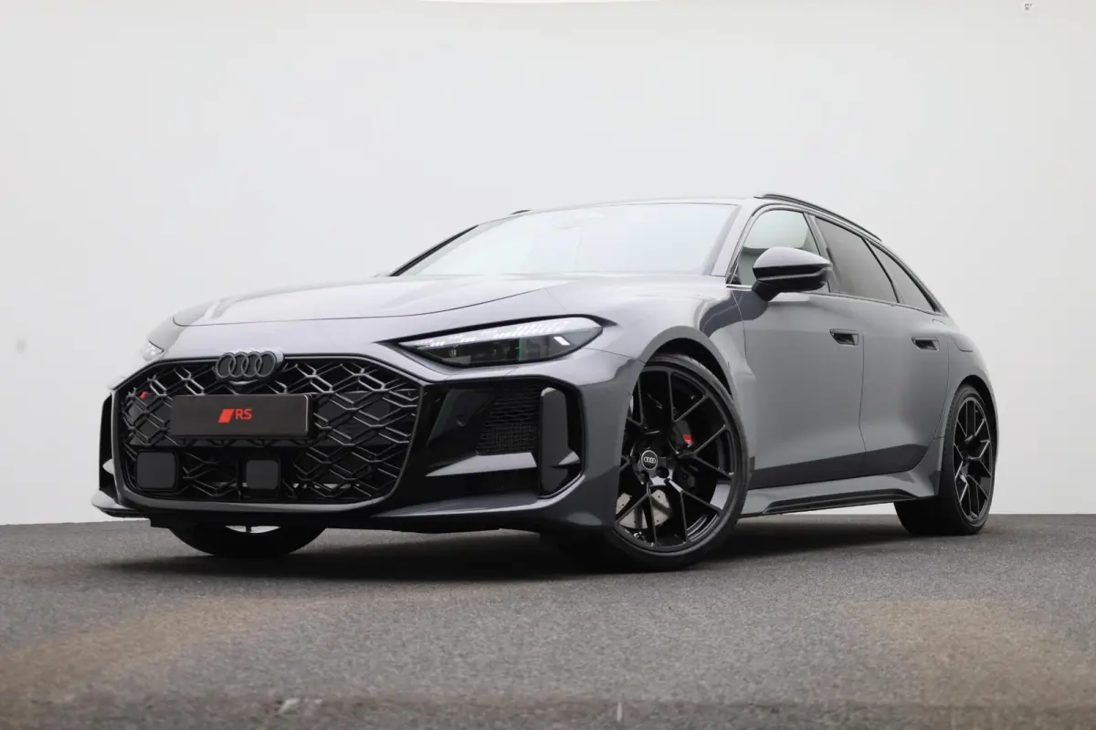 RS 5 Avant quattro 639 PK | RS-sportuitlaat | RS-sportstoelen | Alcantara RS-Stuur | 360 Camera | Bang & Olufsen | Stoelverwarming | MMI bijrijdersdisplay |