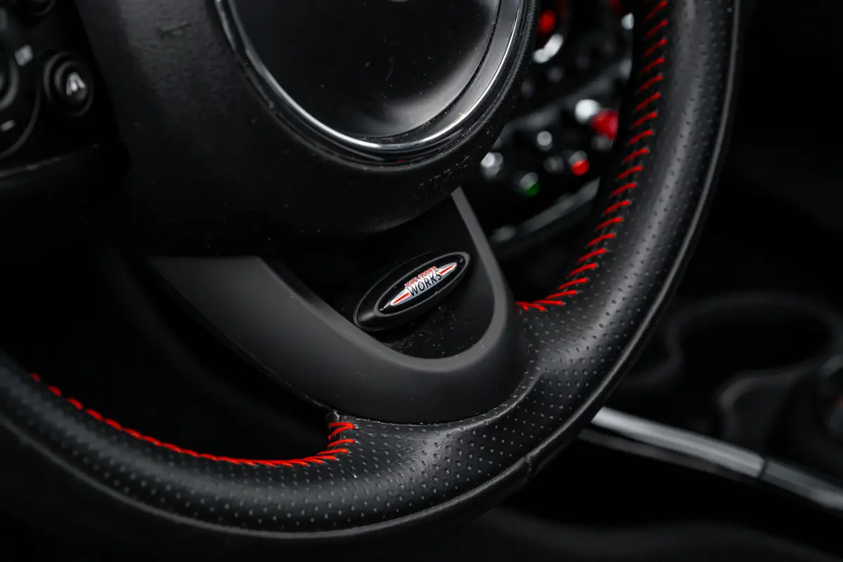 2.0 JCW ALL4 l Harman/Kardon Sound l Leder/Alcantara l Head up Display l Panoramadak l Camera l