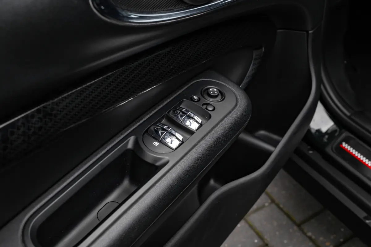 2.0 JCW ALL4 l Harman/Kardon Sound l Leder/Alcantara l Head up Display l Panoramadak l Camera l