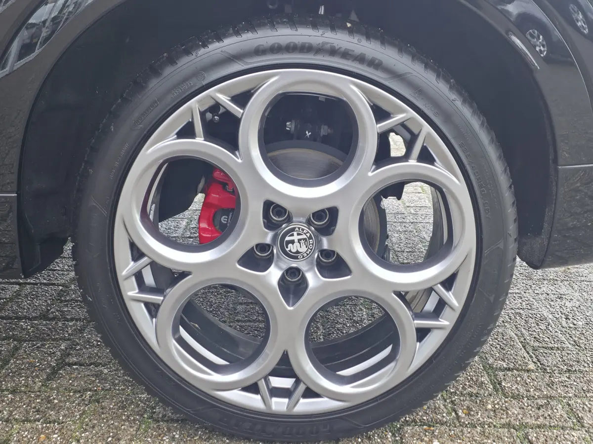 1.5T Hybrid Veloce | Panorama-Dak
