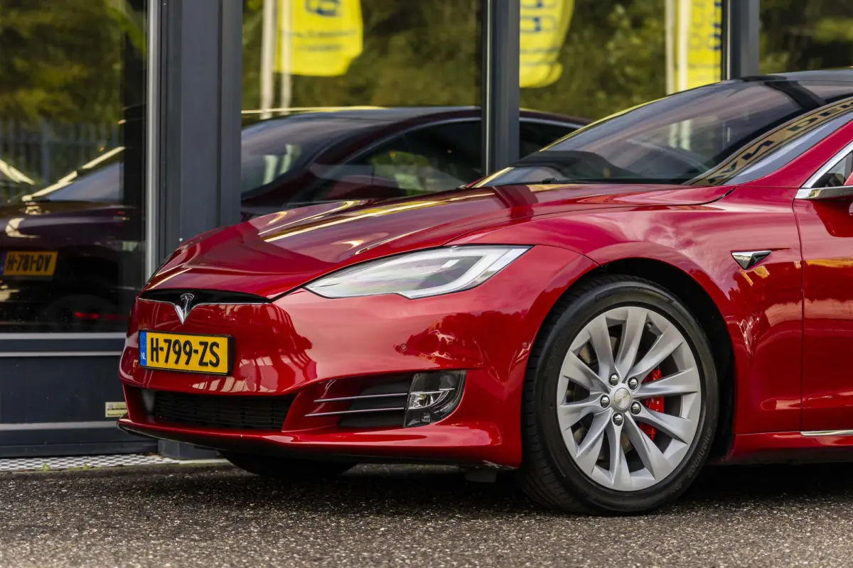 Performance Ludicrous 612pk 1e Eigenaar