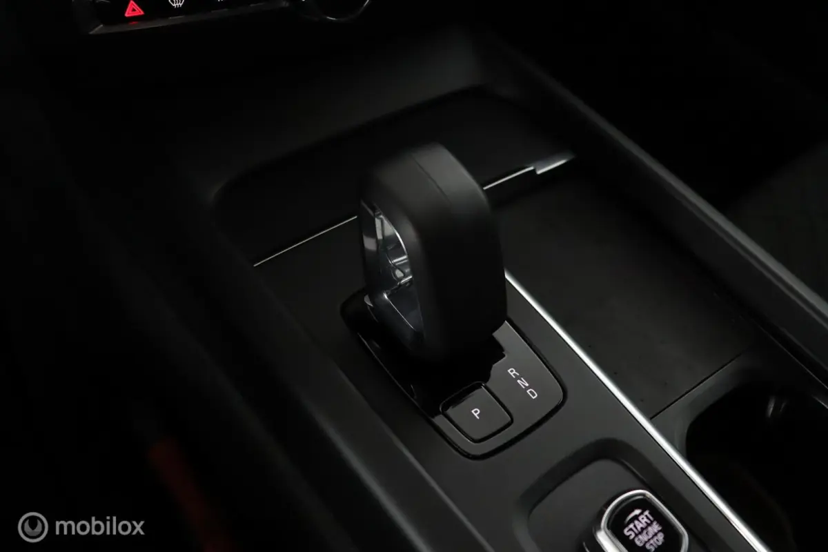 2.0 B3 Core | Google | Climate Control | Cruise Control | Trekhaak