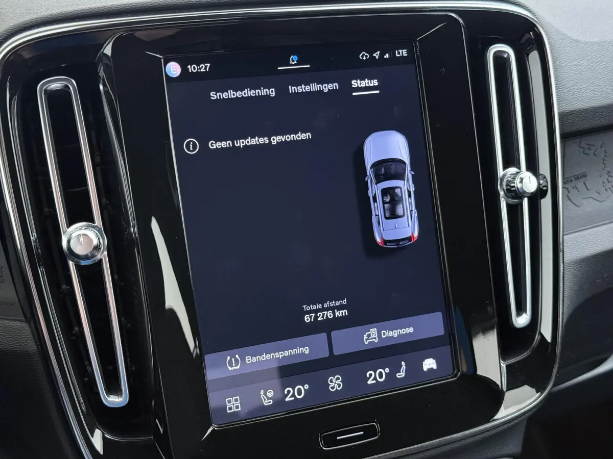 Core 70 kWh SOH 91%| ELEK. TREKHAAK| WINTERPAKKET| STOEL +STUURVERWARMING| WARMTEPOMP| ACHTERUITRIJCAMERA| RIJKLAARPRIJS INCL. 12 MND BOVAG GARANTIE