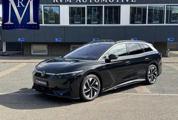 77 kWh Pro SOH 96%| 360 CAMERA | ELEKTRISCHE ACHTERKLEP| DODE HOEK SENSOR | ELEKTRISCHE TREKHAAK | STOEL + STUURVERWARMING + MASSAGE | KEY LESS | RIJKLAAPRIJS INCL. 12 MND BOVAG GARANTIE|