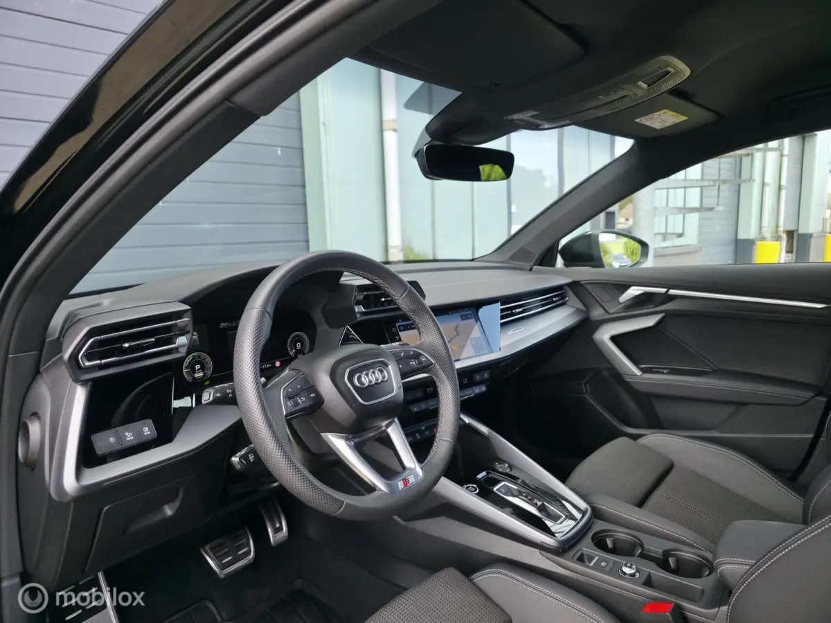 40 TFSI e / 3x S-Line / Sfeer / Cam / Navi