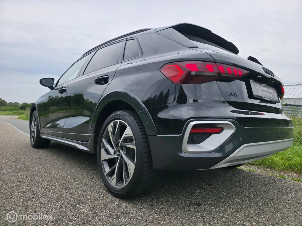 40 TFSI e / 3x S-Line / Sfeer / Cam / Navi