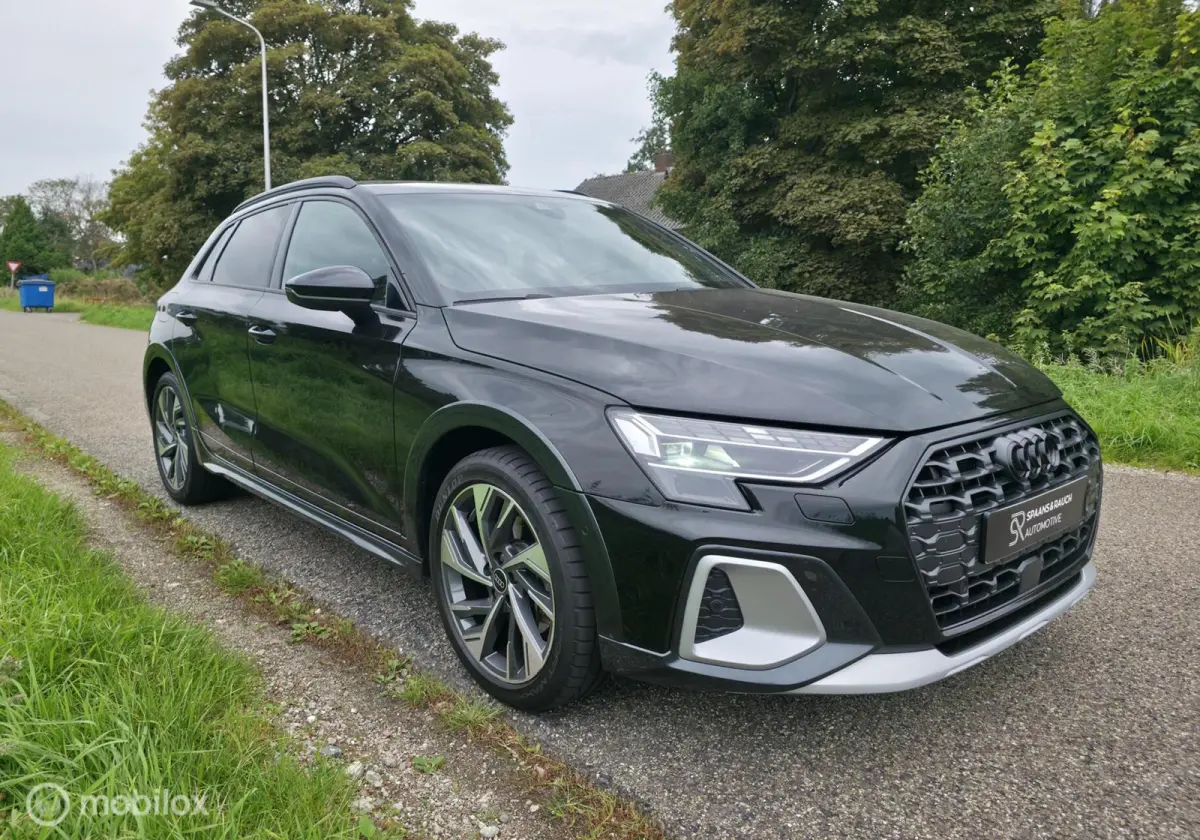 40 TFSI e / 3x S-Line / Sfeer / Cam / Navi