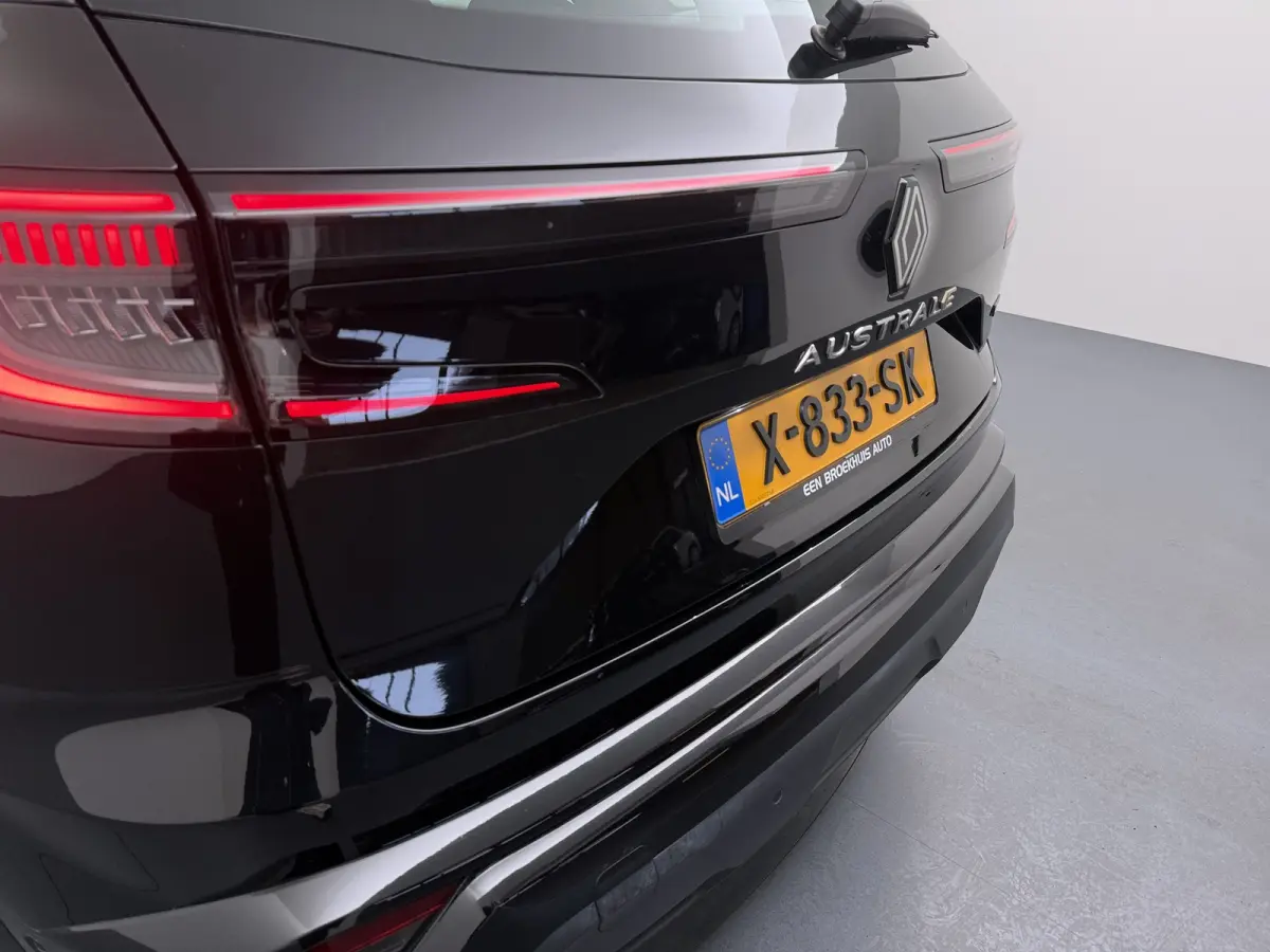 1.2 E-Tech full hybrid 200 evolution / Camera / Carplay / Navigatie / Winterpakket | Achteruitrijcamera | Apple Carplay/Android Auto|telefoonintegratie premium | Cruise control