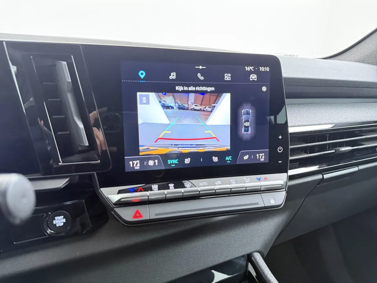 1.2 E-Tech full hybrid 200 evolution / Camera / Carplay / Navigatie / Winterpakket | Achteruitrijcamera | Apple Carplay/Android Auto|telefoonintegratie premium | Cruise control