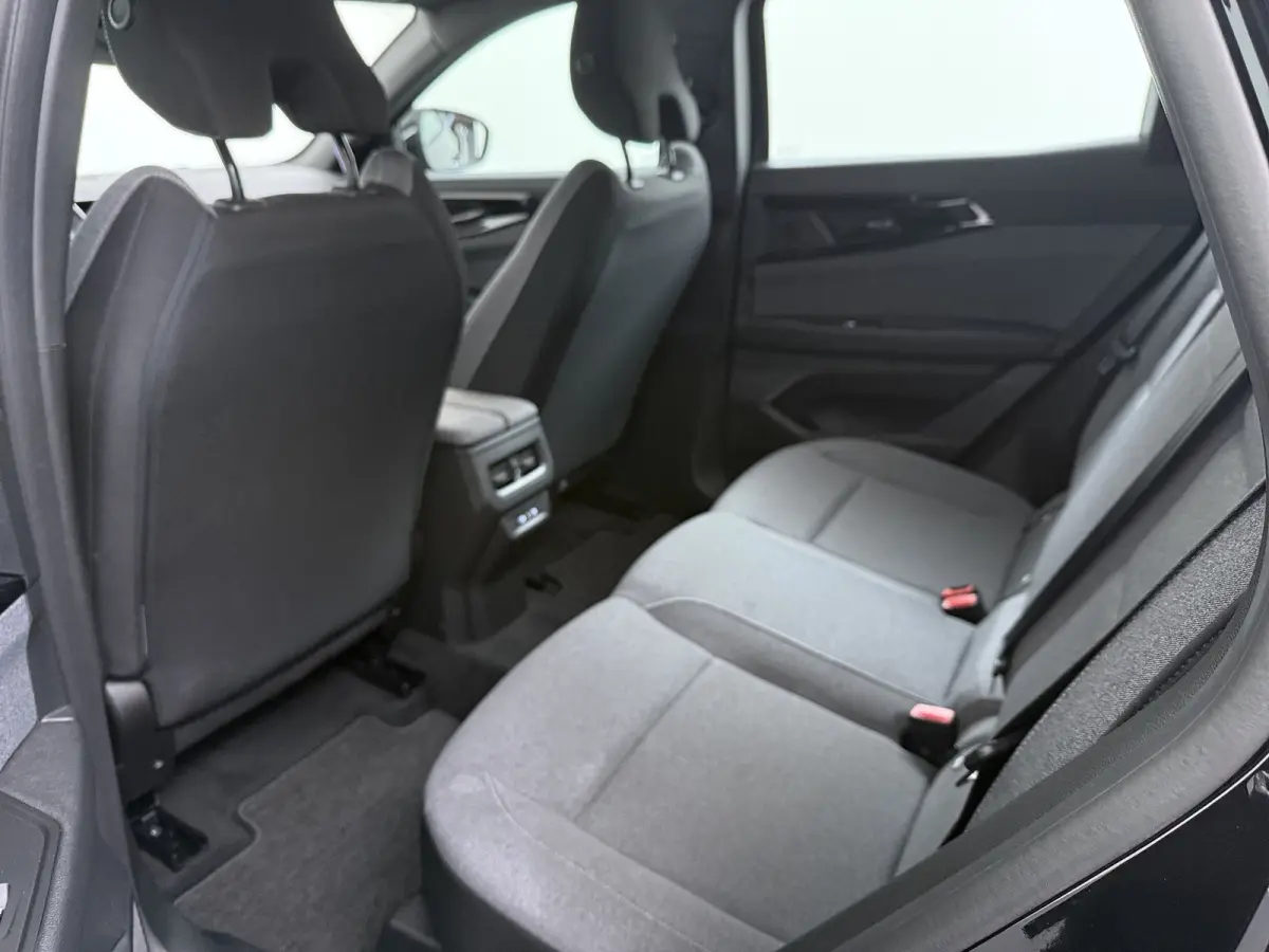 1.2 E-Tech full hybrid 200 evolution / Camera / Carplay / Navigatie / Winterpakket | Achteruitrijcamera | Apple Carplay/Android Auto|telefoonintegratie premium | Cruise control
