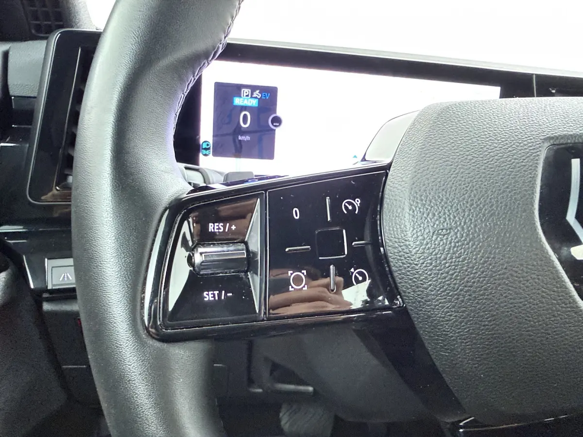 1.2 E-Tech full hybrid 200 evolution / Camera / Carplay / Navigatie / Winterpakket | Achteruitrijcamera | Apple Carplay/Android Auto|telefoonintegratie premium | Cruise control