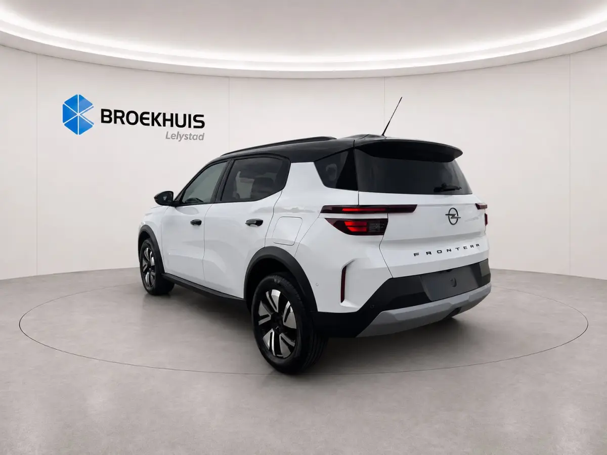 GS | 17" Lichtmetalen velgen in Zwart met 215/60 R17 banden | Achteruitrijcamera | Dode hoek waarschuwing