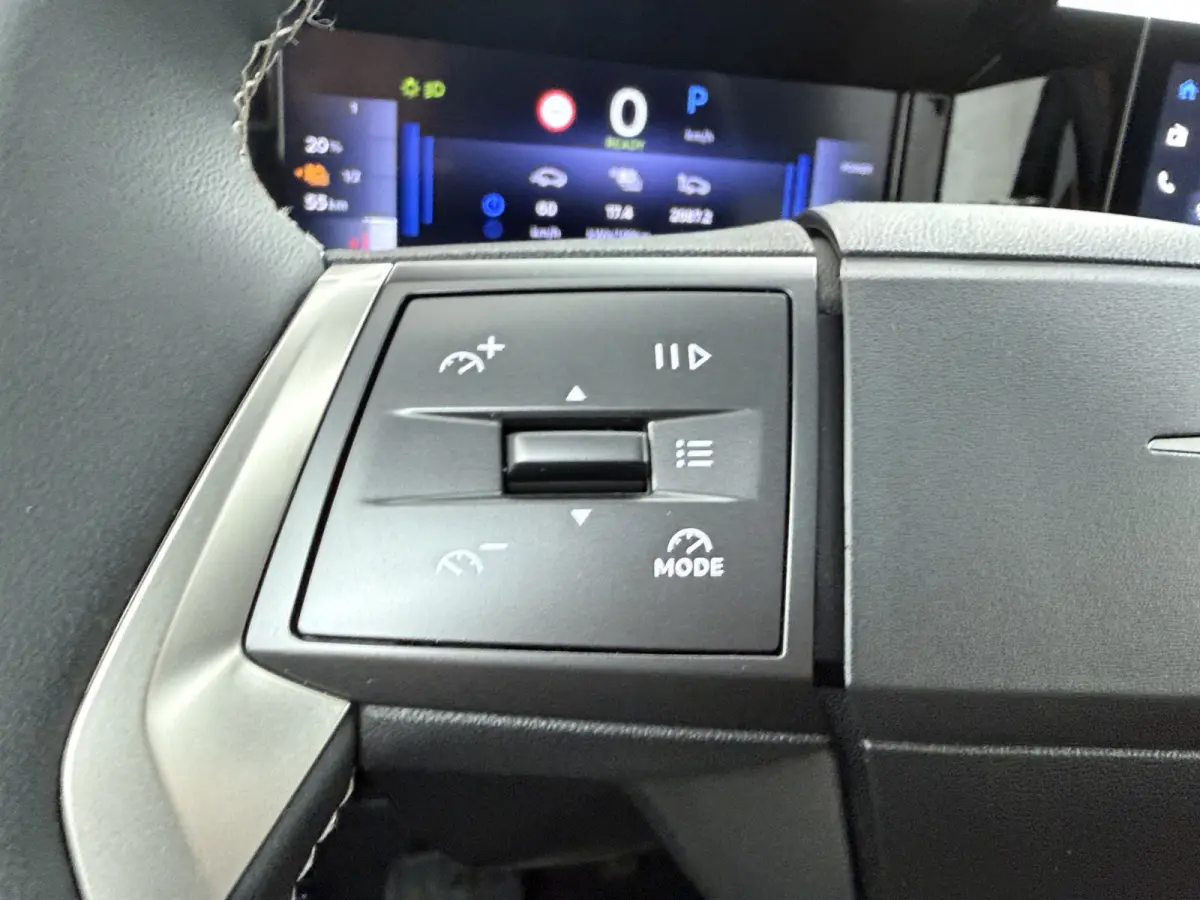 Extended range GS 54 kWh 8 JAAR GARANTIE / Navigatie / Camera / Stuur -en Stoelverwarmd / Dodehoek / Parkeersensoren / Carplay / LED