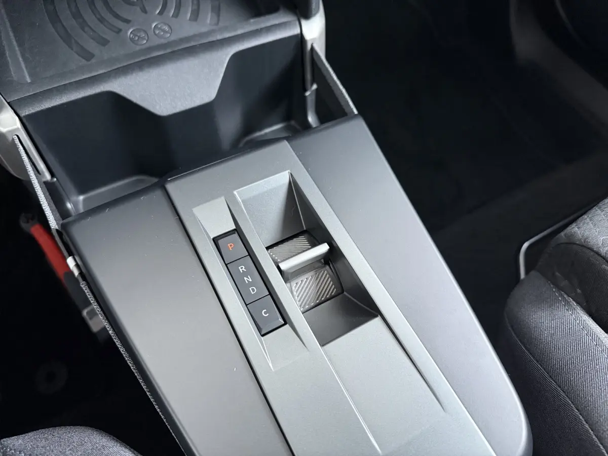 Extended range GS 54 kWh 8 JAAR GARANTIE / Navigatie / Camera / Stuur -en Stoelverwarmd / Dodehoek / Parkeersensoren / Carplay / LED