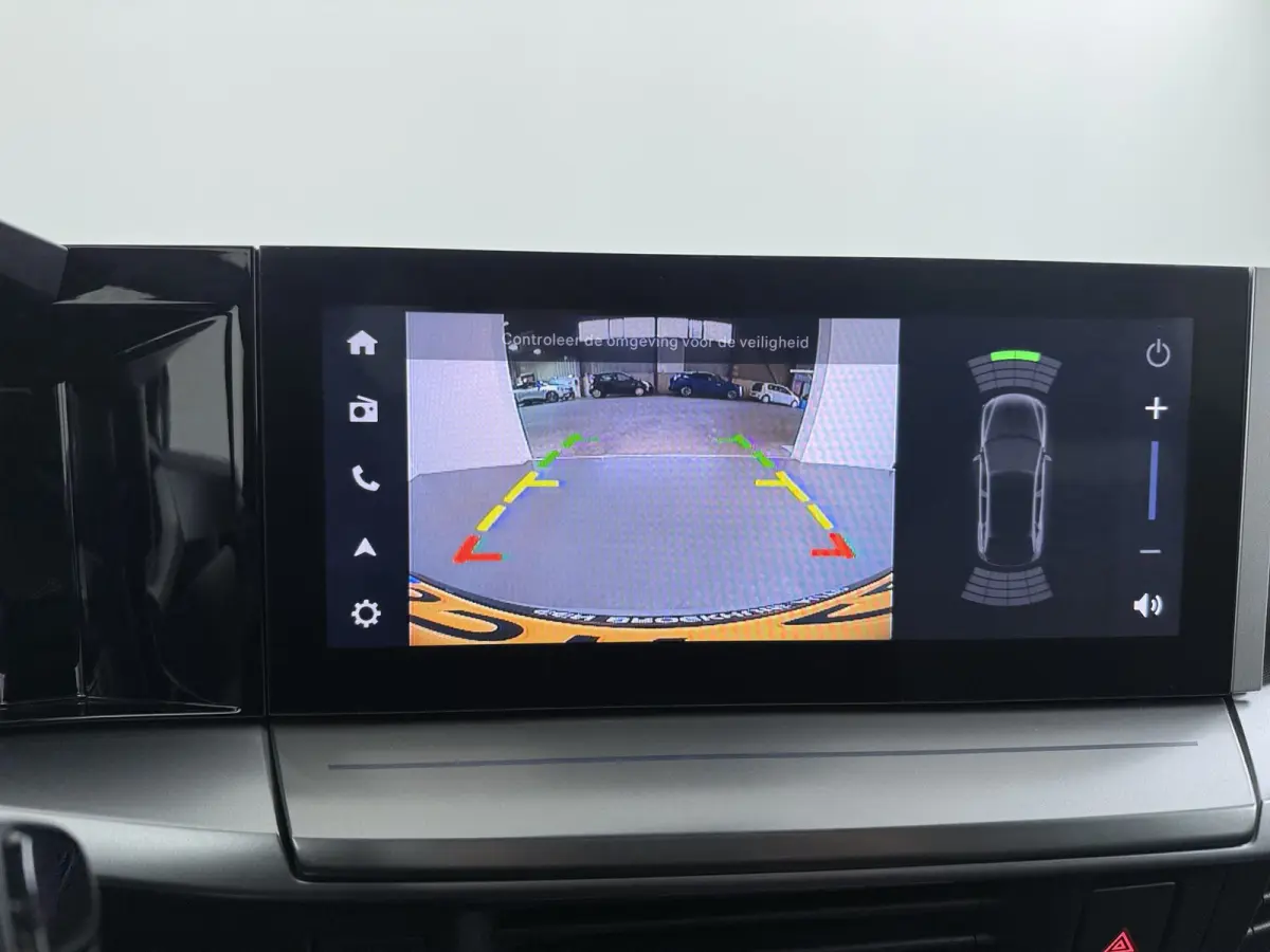 Extended range GS 54 kWh 8 JAAR GARANTIE / Navigatie / Camera / Stuur -en Stoelverwarmd / Dodehoek / Parkeersensoren / Carplay / LED