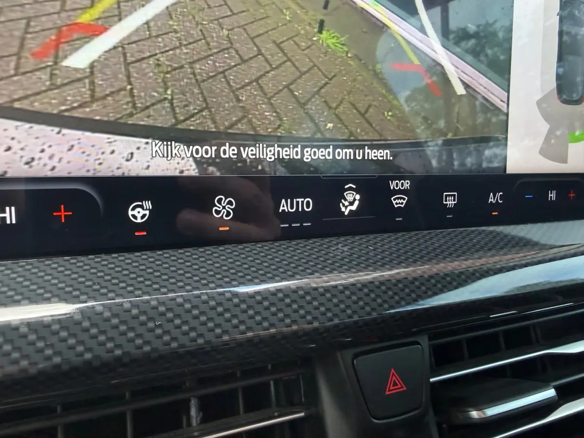 1.0 EcoBoost Hybrid ST Line - Camera - Navi & Carplay - Winterpakket - Cruise
