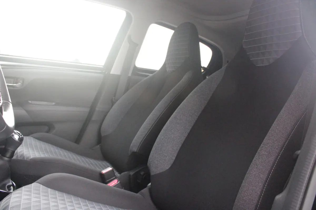 1.0 e-VTi 72PK ALLURE TOP! | CLIMATE CONTROL | ACHTERUITRIJ CAMERA | APPLE CARPLAY/ANDROID AUTO | CRUISE CONTROL | DAB+ RADIO | KEYLESS ENTRY/START | LANE ASSIST | LICHTMETALEN VELGEN |